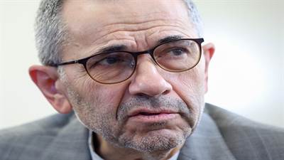 معاون سیاسی وزیر امور خارجه کشورمان در گفتگو با رسانه ژاپنی با تاکید بر اینکه توقف غنی‌سازی در ایران به هیچ وجه قابل مذاکره نیست، گفت: تهران آماده است در ازای لغو تحریم‌های اقتصادی، محدودیت‌های خاصی را در برنامه هسته‌ای خود بپذیرد.