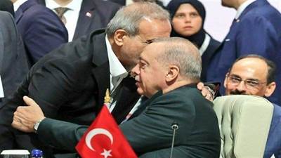 نوع مواجهه امروز آقای مسعود پزشکیان، رئیس‌جمهور، با اردوغان، رئیس‌جمهور ترکیه در شبکه‌های اجتماعی بسیار بحث‌برانگیز شده است. 