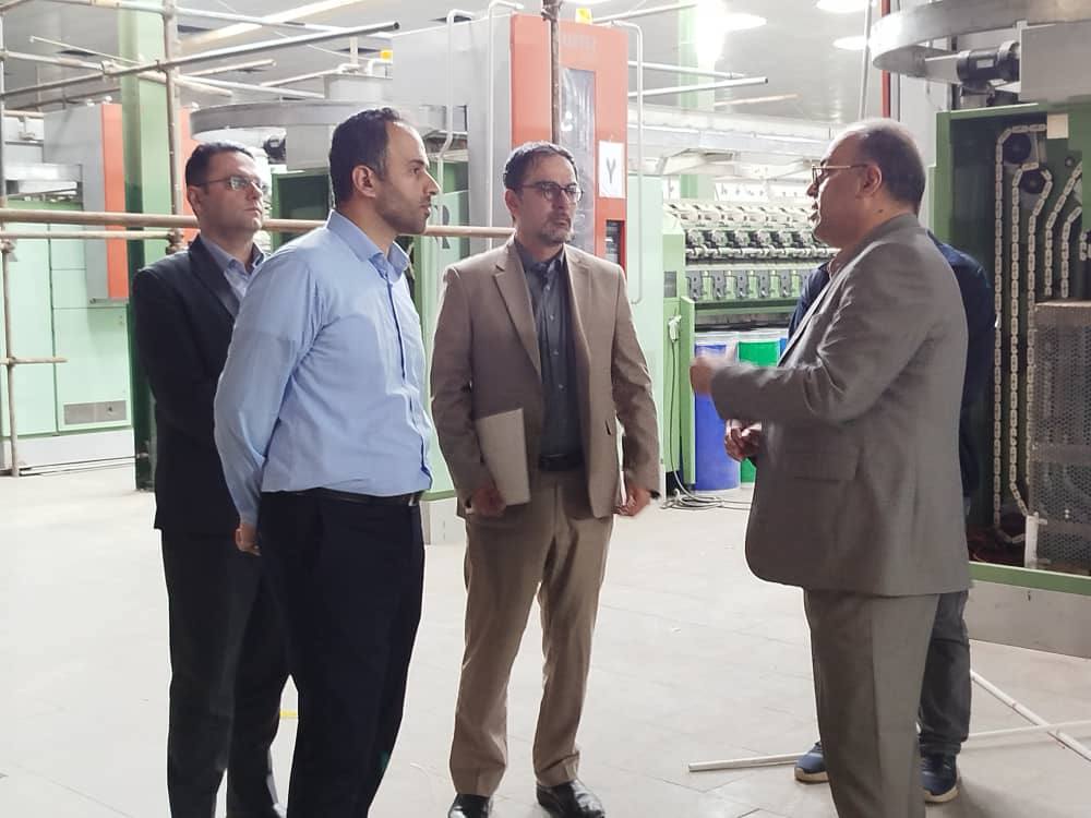 بازدید شهردار رشت از کارخانه صنایع پوشش گیلان